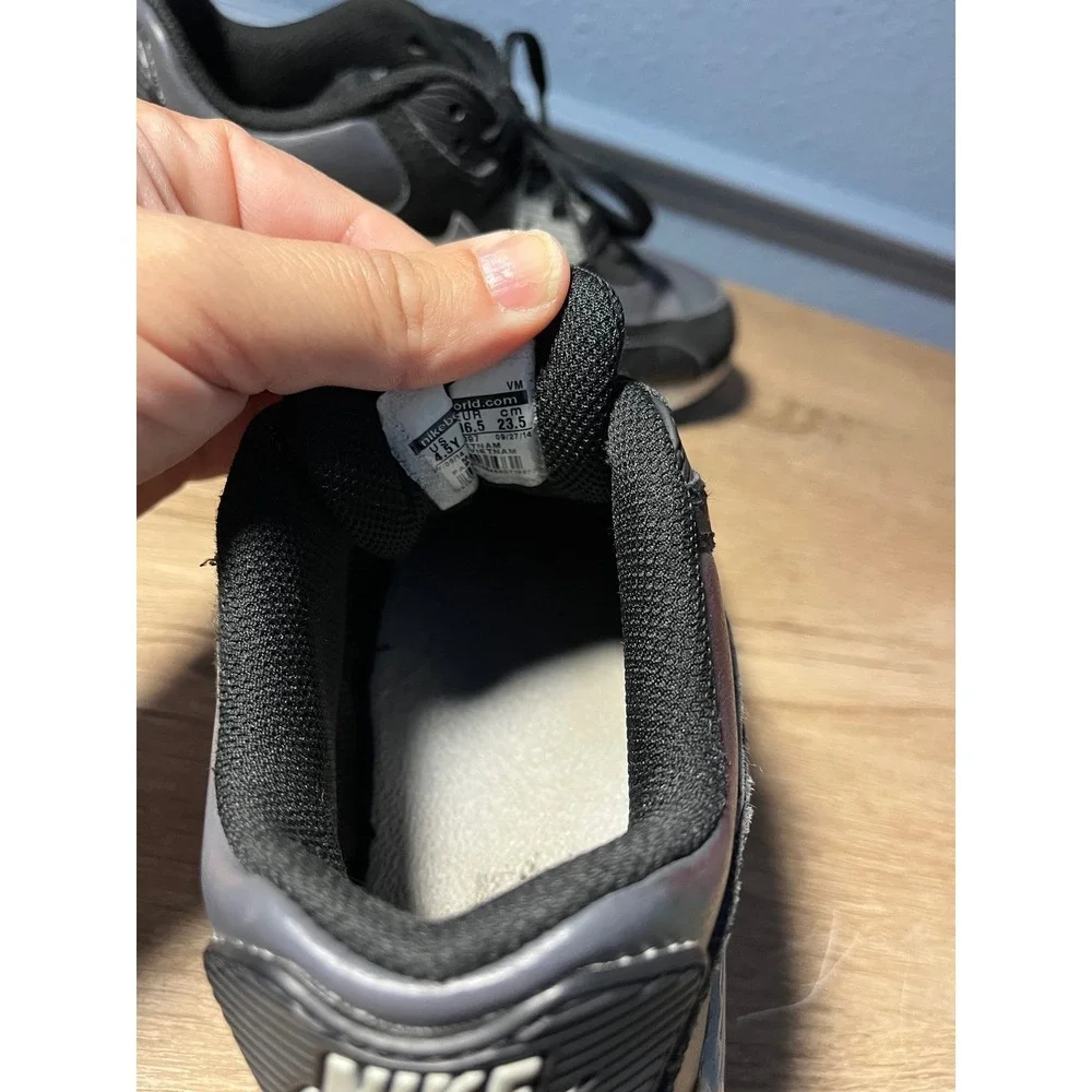 Nike Air Max 90 Kids Shoes Black Gray Youth‎ Size 3.5Y Casual Sneakers